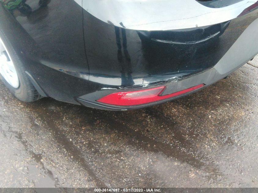 2019 HYUNDAI ELANTRA SE - 5NPD74LF7KH493685