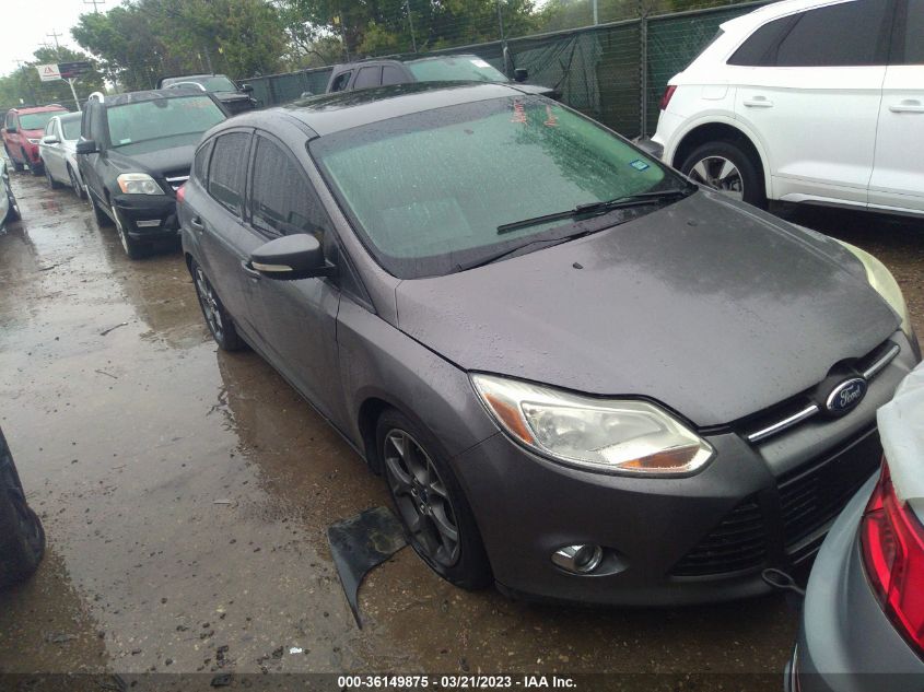 2014 FORD FOCUS SE - 1FADP3K21EL260951