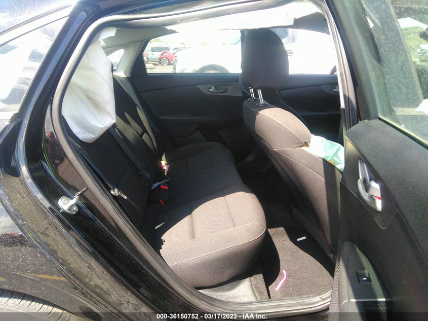 VIN 3KPF24AD2LE205182 2020 KIA FORTE LXS