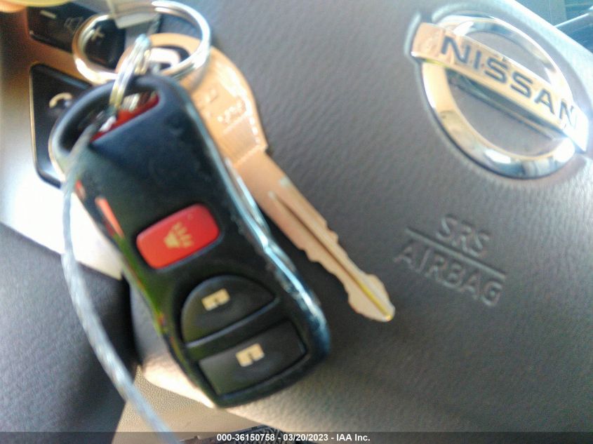 2016 NISSAN NV SV 1N6BF0KM5GN811231