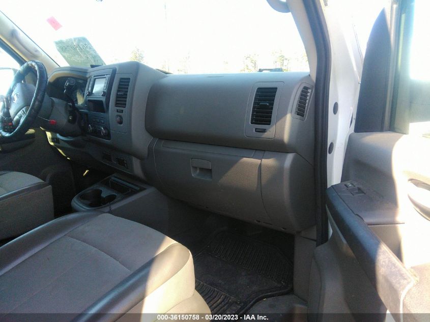 2016 NISSAN NV SV 1N6BF0KM5GN811231