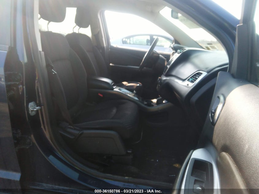 VIN 3C4PDCBG9HT532831 2017 DODGE JOURNEY SXT