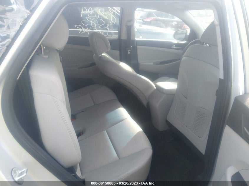 VIN KM8J3CA41HU557191 2017 HYUNDAI TUCSON SE