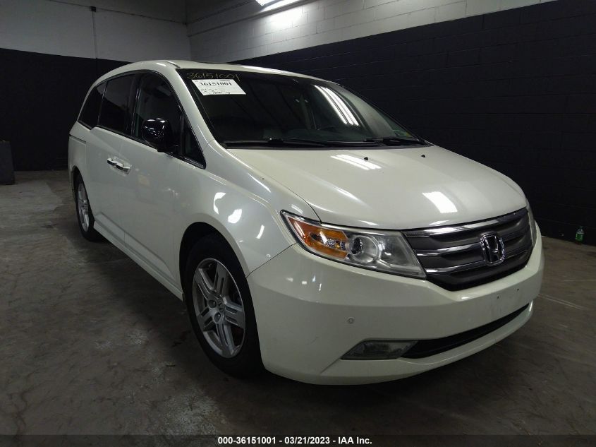 2013 HONDA ODYSSEY TOURING - 5FNRL5H95DB082863