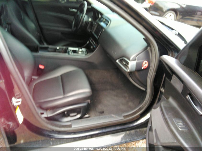 2017 JAGUAR XE 25T - SAJAR4BG7HA978210
