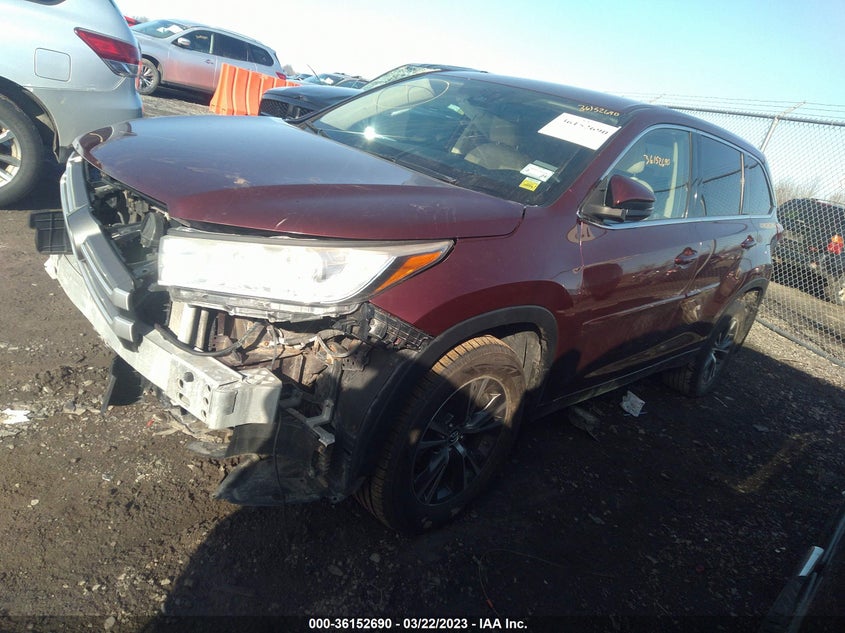 VIN 5TDBZRFH7JS904040 2018 TOYOTA HIGHLANDER LE