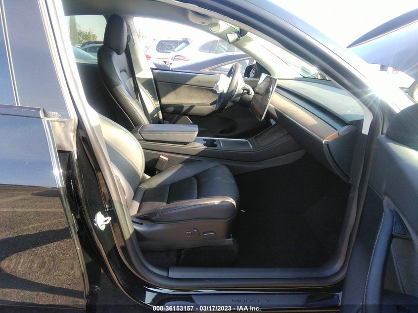 VIN 5YJYGDEE5MF287577 2021 TESLA MODEL Y LONG RANGE