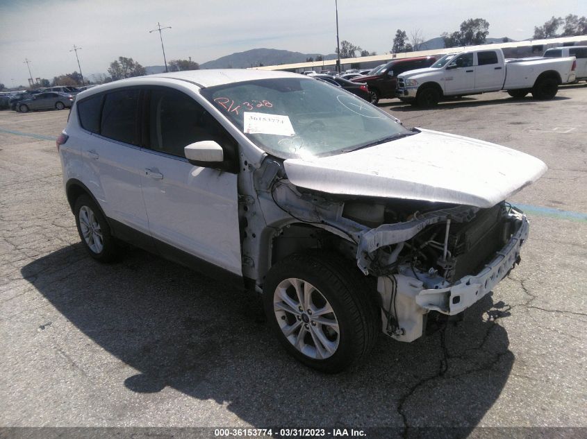 2019 FORD ESCAPE SE - 1FMCU0GD3KUC27619