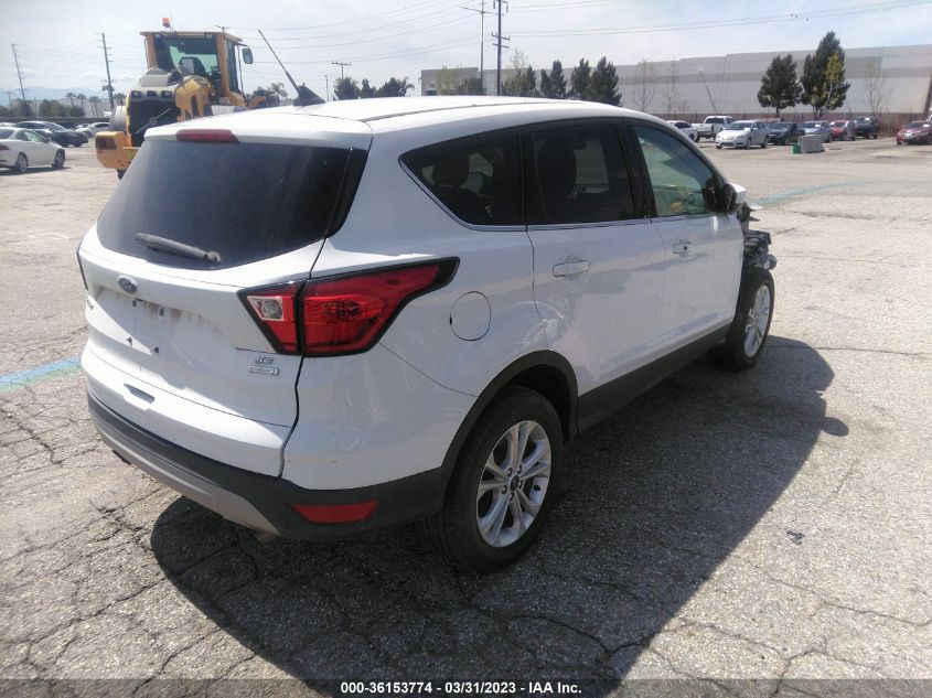 2019 FORD ESCAPE SE - 1FMCU0GD3KUC27619