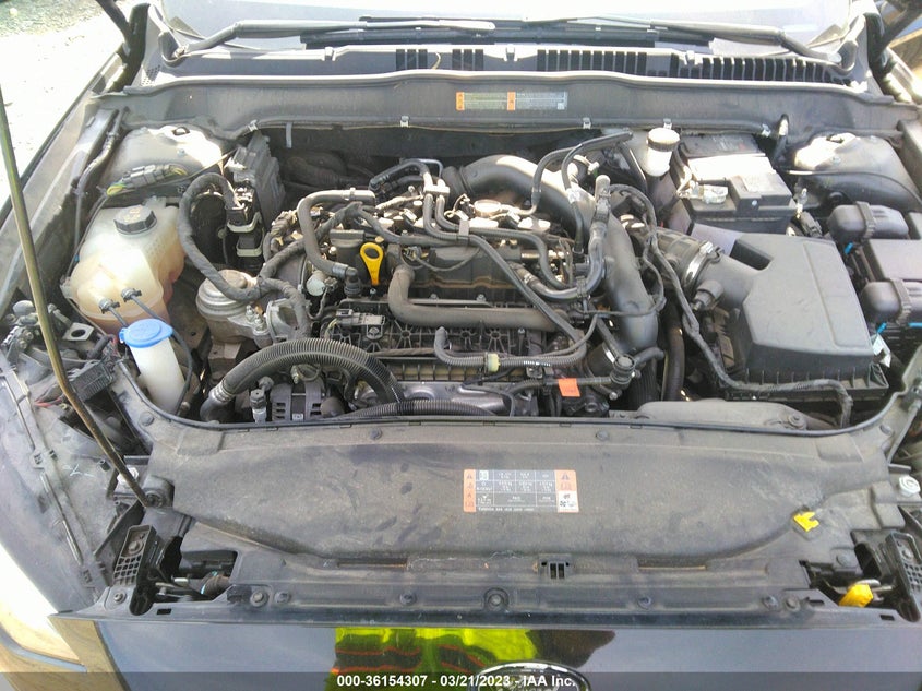 VIN 3FA6P0HD3JR251728 2018 FORD FUSION SE
