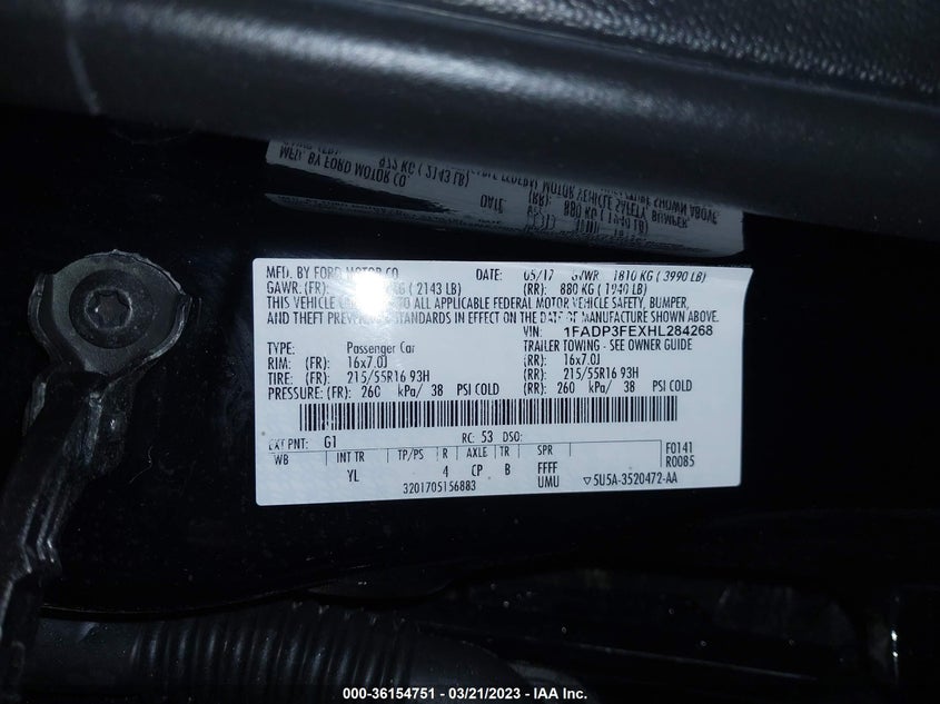 VIN 1FADP3FEXHL284268 2017 FORD FOCUS SE