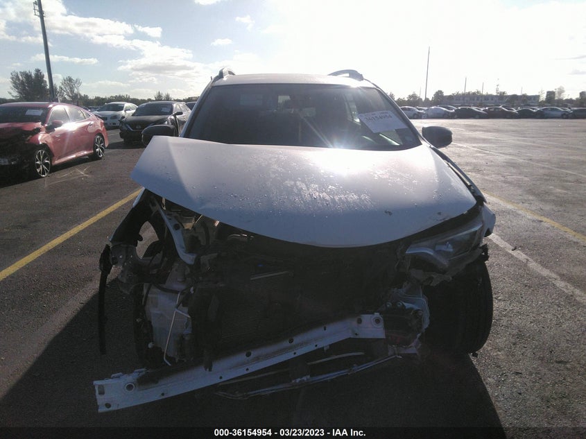 VIN JTMZFREV3HJ121108 2017 TOYOTA RAV4 LE