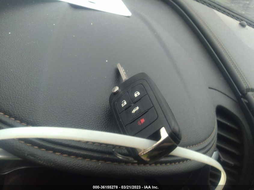 2017 CHEVROLET IMPALA LT - 2G1105S35H9139477