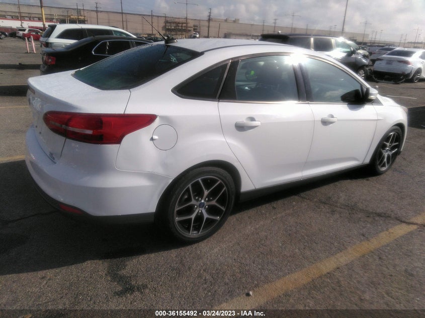 VIN 1FADP3FE7HL284812 2017 FORD FOCUS SE