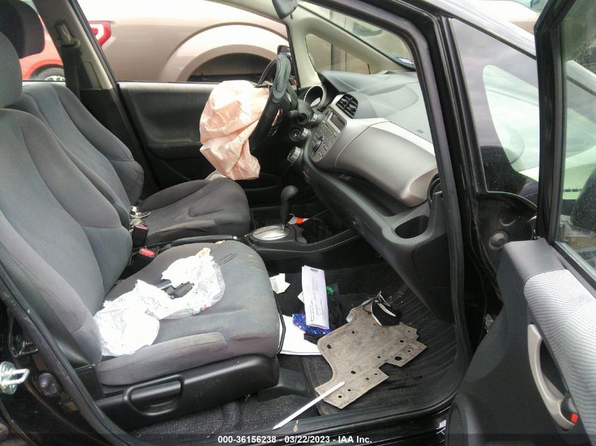 2013 HONDA FIT - JHMGE8H32DC050379