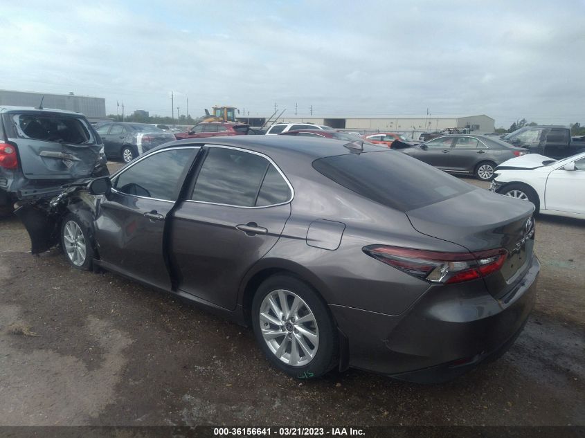 2021 TOYOTA CAMRY LE - 4T1C11AK9MU558262