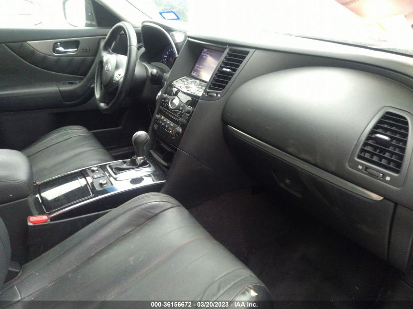 2014 INFINITI QX70 JN8CS1MU3EM450899