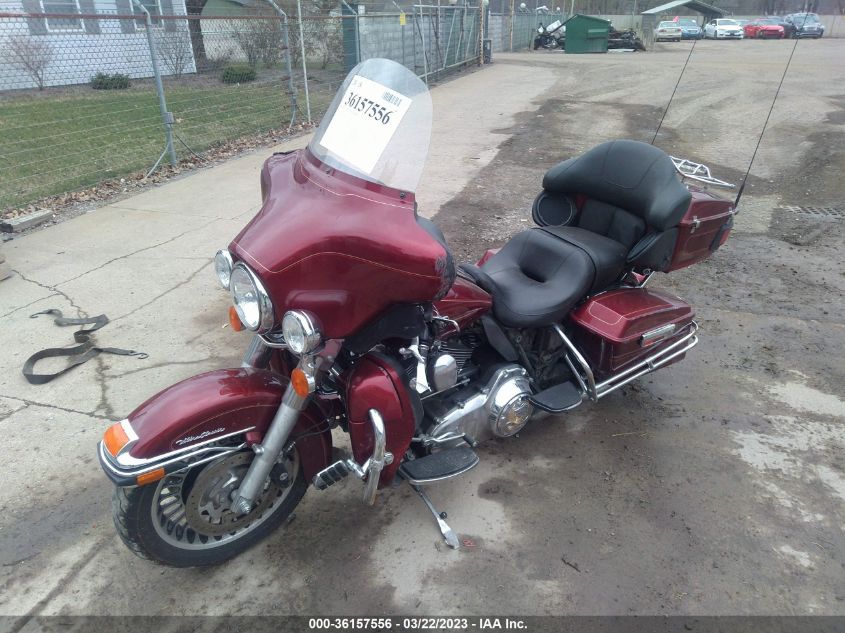 2010 HARLEY-DAVIDSON FLHTCU 1HD1FC416AB651659