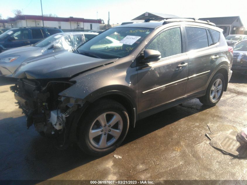 2014 TOYOTA RAV4 XLE - JTMRFREV5ED087716