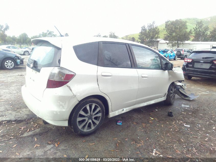 2013 HONDA FIT SPORT - JHMGE8H50DC002753