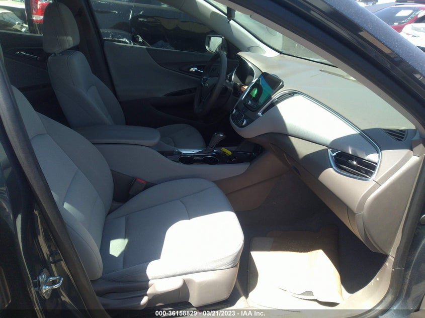 VIN 1G1ZD5ST2KF176301 2019 CHEVROLET MALIBU LT