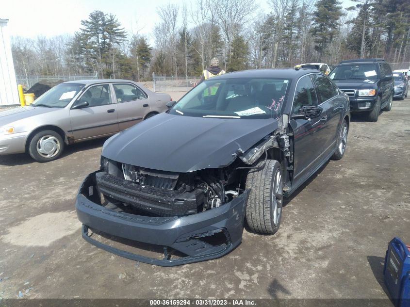 2017 VOLKSWAGEN PASSAT R-LINE W/COMFORT PKG - 1VWDT7A30HC033646