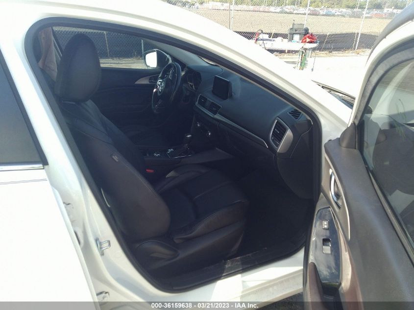 2018 MAZDA MAZDA3 4-DOOR TOURING 3MZBN1V38JM259916