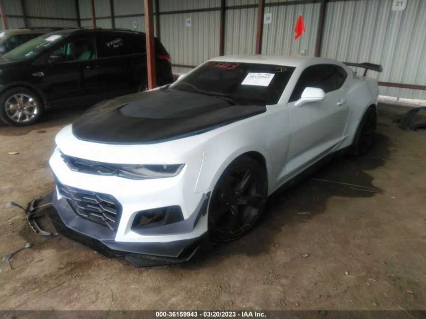 2017 CHEVROLET CAMARO 2LT - 1G1FD1RS1H0178688
