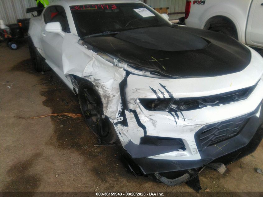 2017 CHEVROLET CAMARO 2LT - 1G1FD1RS1H0178688