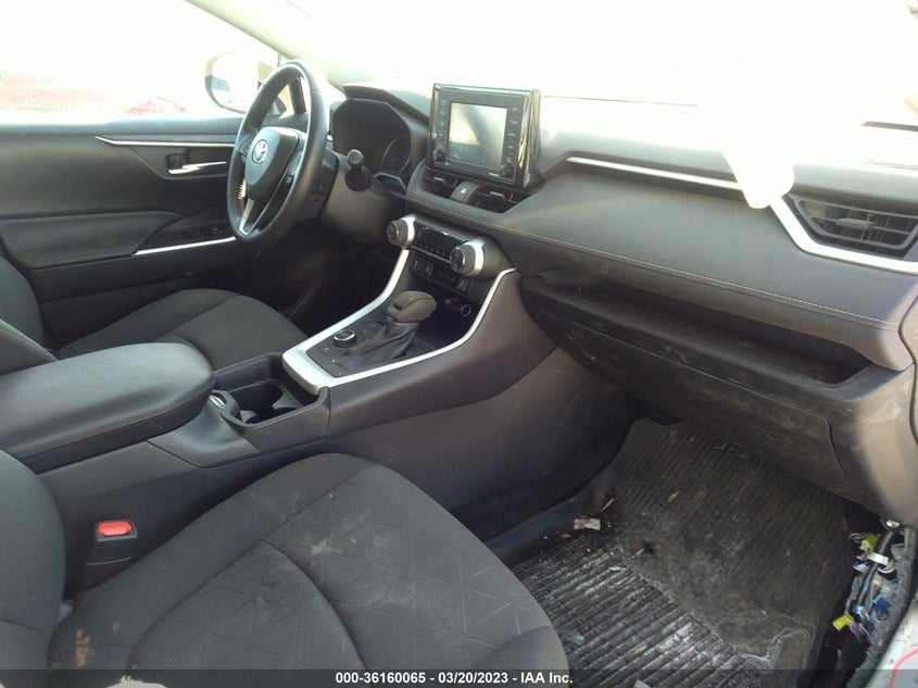 VIN 2T3RWRFV9LW070206 2020 TOYOTA RAV4 HYBRID XLE