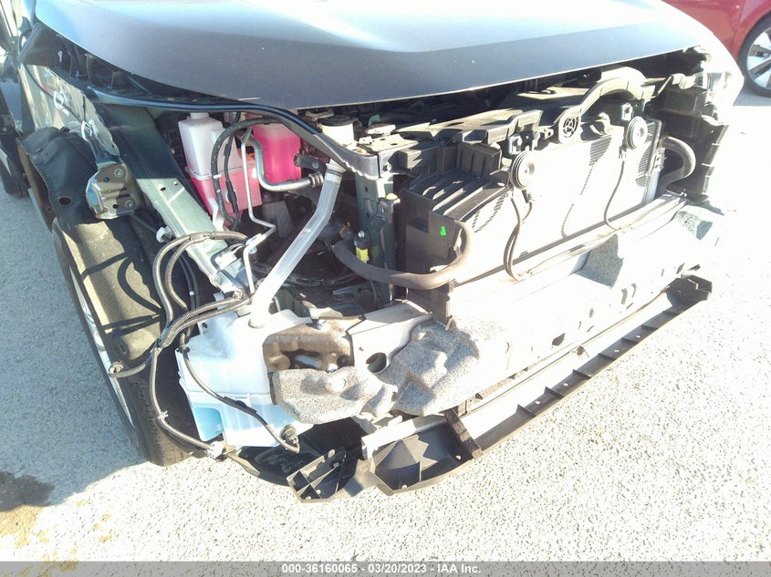 VIN 2T3RWRFV9LW070206 2020 TOYOTA RAV4 HYBRID XLE