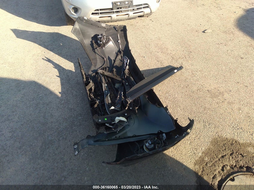 VIN 2T3RWRFV9LW070206 2020 TOYOTA RAV4 HYBRID XLE