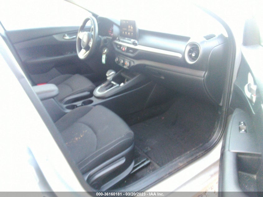VIN 3KPF24AD0ME400019 2021 KIA FORTE LXS