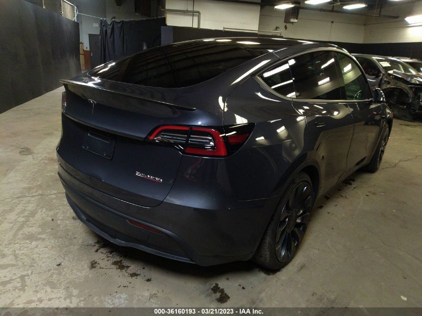 7SAYGDEF3NF436856 Tesla Model Y PERFORMANCE 4