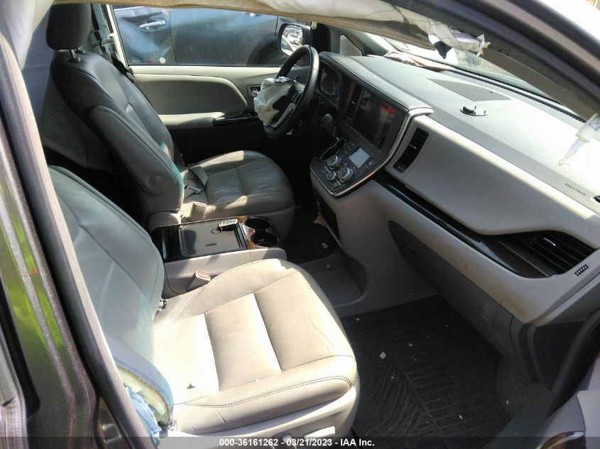 2017 TOYOTA SIENNA XLE - 5TDDZ3DC0HS163348