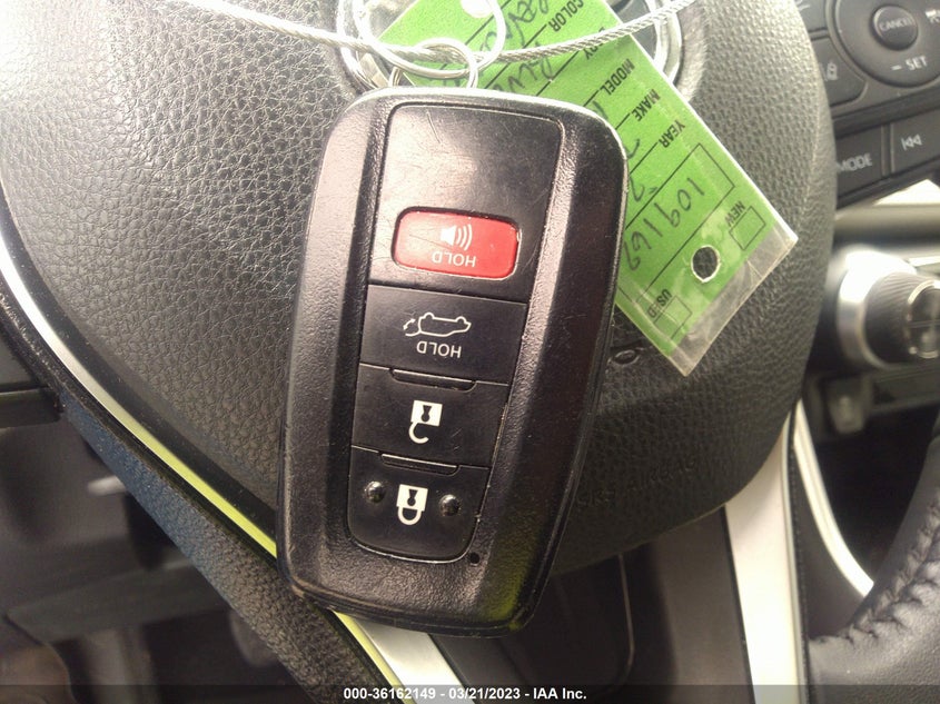 VIN 2T3C1RFV8MW137237 2021 TOYOTA RAV4 XLE PREMIUM
