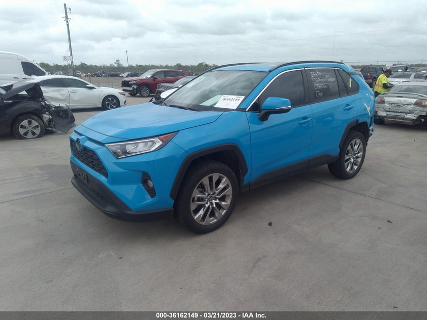 VIN 2T3C1RFV8MW137237 2021 TOYOTA RAV4 XLE PREMIUM
