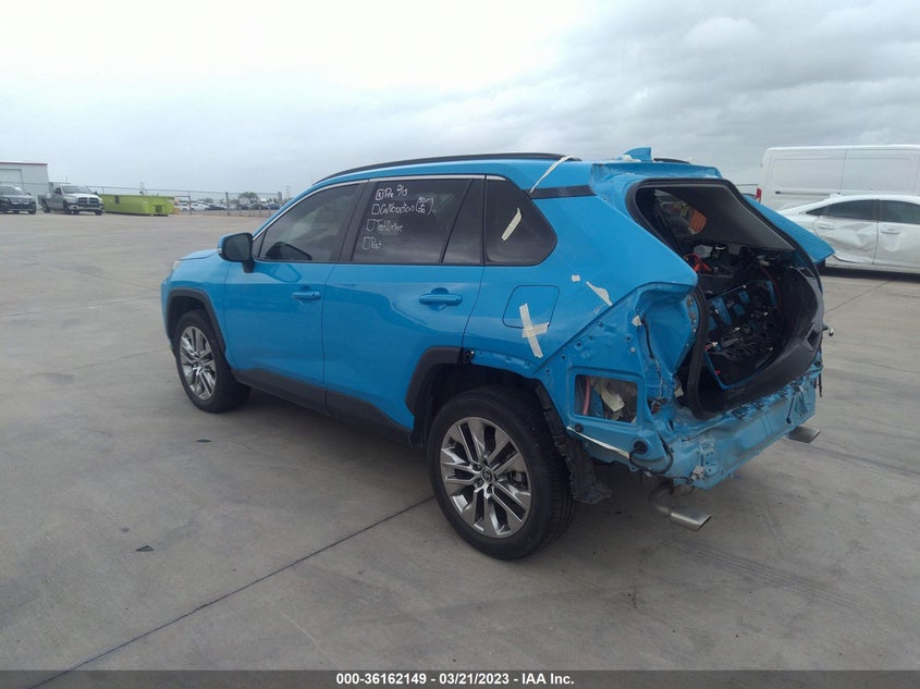 VIN 2T3C1RFV8MW137237 2021 TOYOTA RAV4 XLE PREMIUM