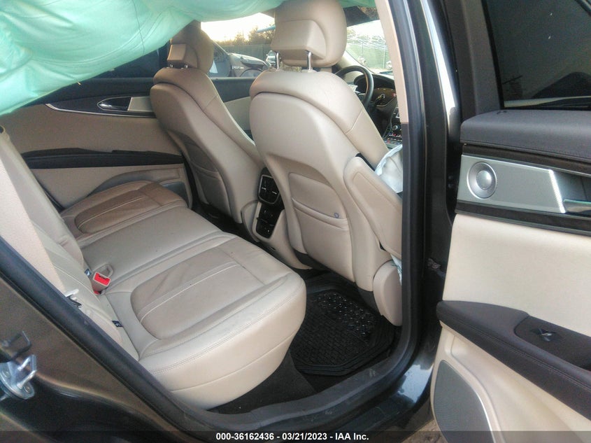 VIN 2LMPJ8LP8KBL54000 2019 LINCOLN NAUTILUS RESERVE