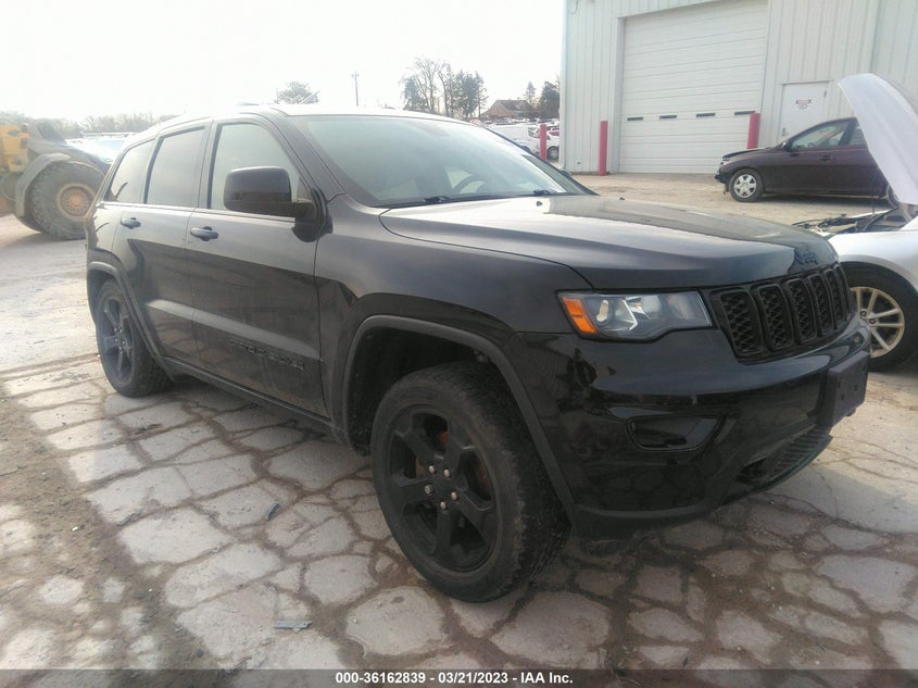 VIN 1C4RJFAGXJC369371 2018 JEEP GRAND CHEROKEE UPLAND