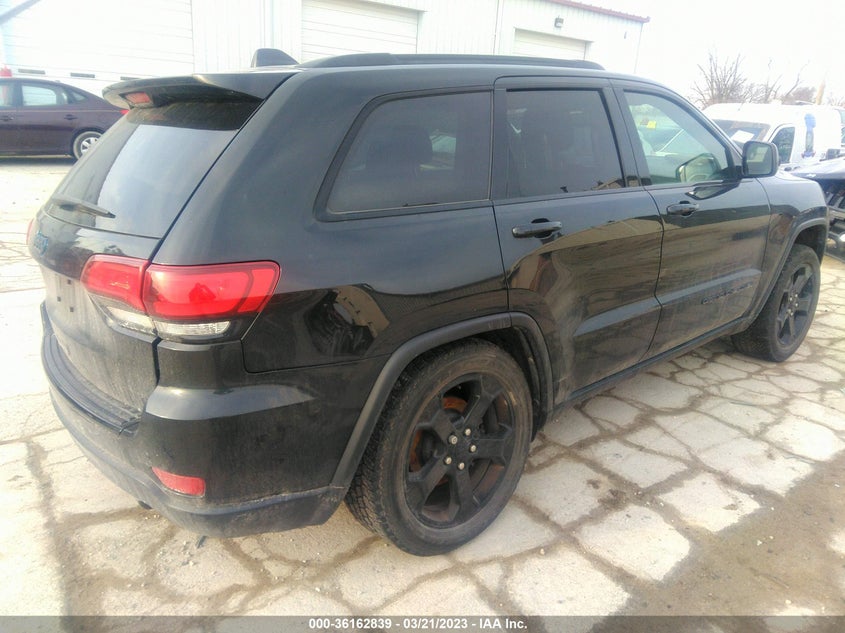 VIN 1C4RJFAGXJC369371 2018 JEEP GRAND CHEROKEE UPLAND