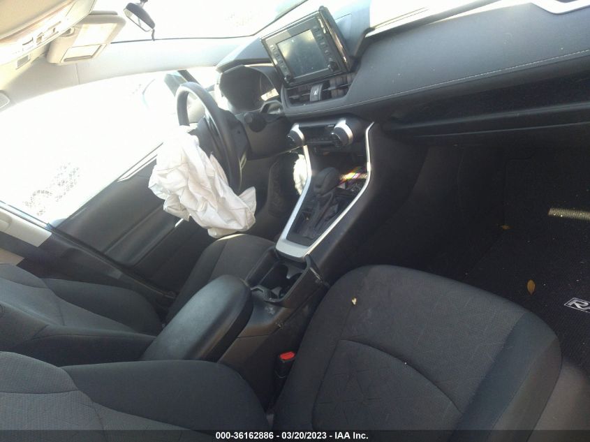 VIN 2T3W1RFV9KC022707 2019 TOYOTA RAV4 XLE