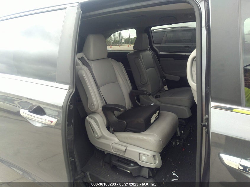 VIN 5FNRL6H76KB004920 2019 HONDA ODYSSEY EX-L