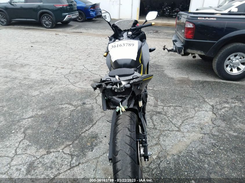 2015 HONDA CBR300 R MLHNC5106F5102663