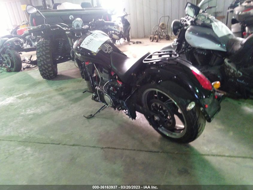 2015 VICTORY MOTORCYCLES VEGAS 8-BALL 5VPGA36N1F3040337
