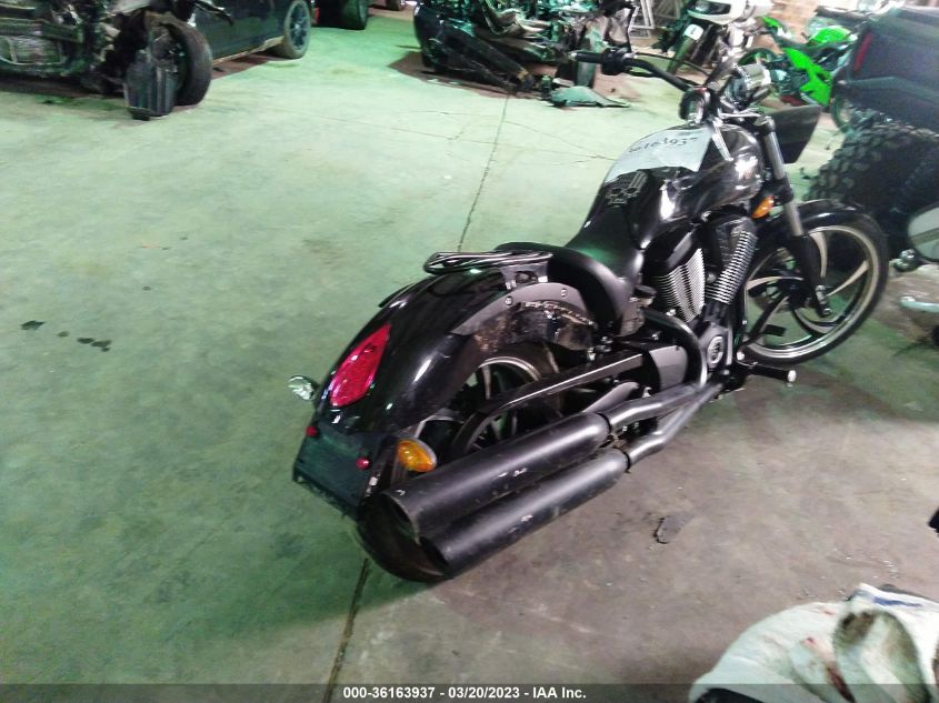 2015 VICTORY MOTORCYCLES VEGAS 8-BALL 5VPGA36N1F3040337