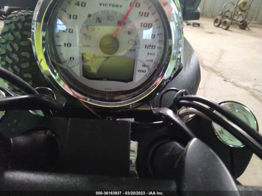 2015 VICTORY MOTORCYCLES VEGAS 8-BALL 5VPGA36N1F3040337