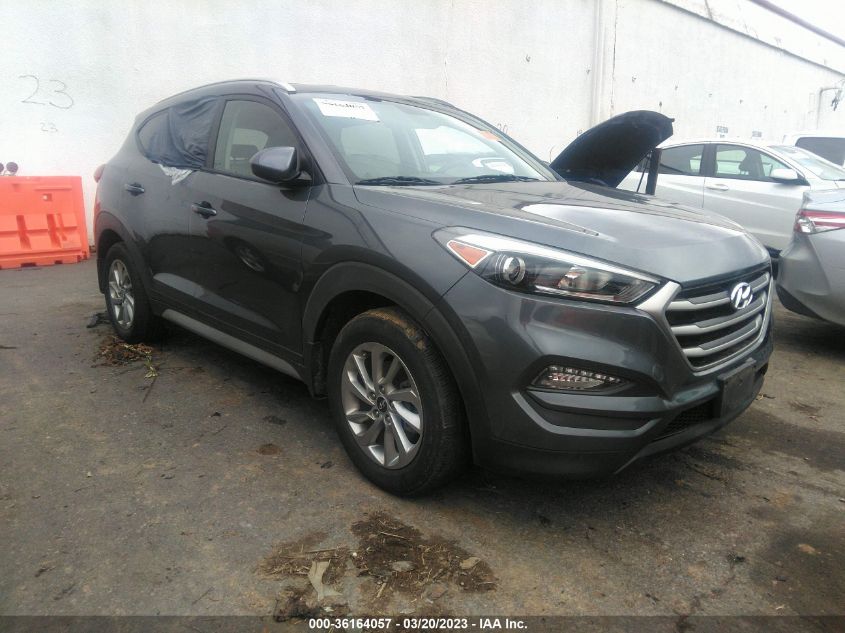 2017 HYUNDAI TUCSON SE - KM8J3CA43HU568015
