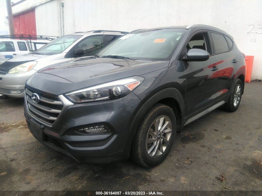 2017 HYUNDAI TUCSON SE - KM8J3CA43HU568015