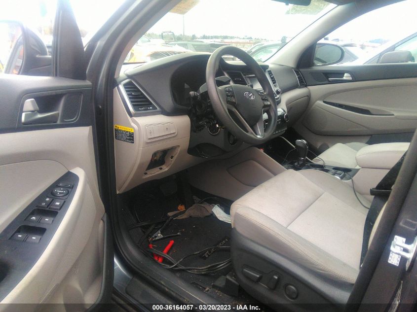 2017 HYUNDAI TUCSON SE - KM8J3CA43HU568015